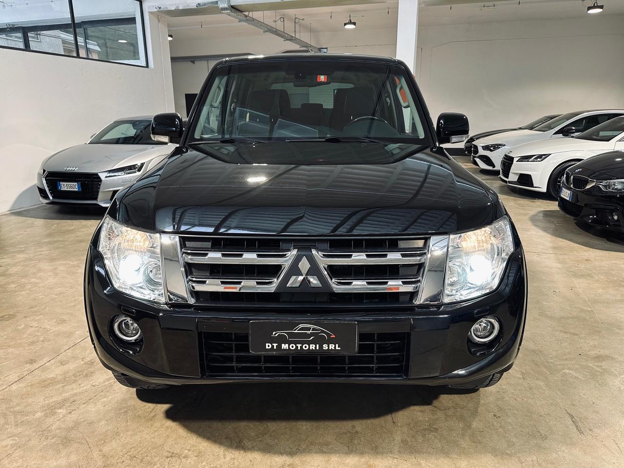 Mitsubishi Pajero 3.2 DI-D 16V Instyle 7 POSTI - RIDOTTE