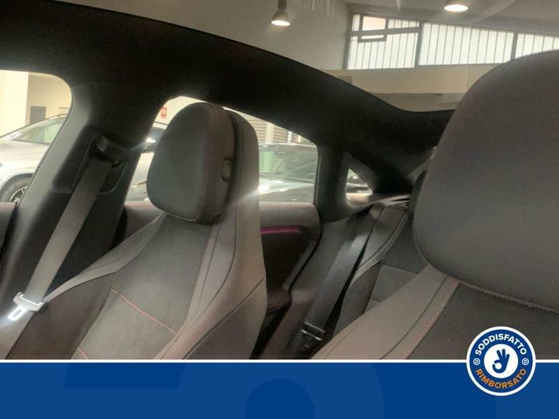 Mercedes-Benz CLA 200 Automatic Coupé AMG Line Premium