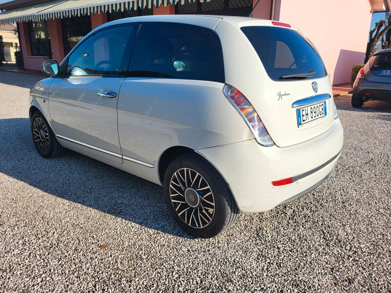 Lancia Ypsilon 1.2 69 CV Diva