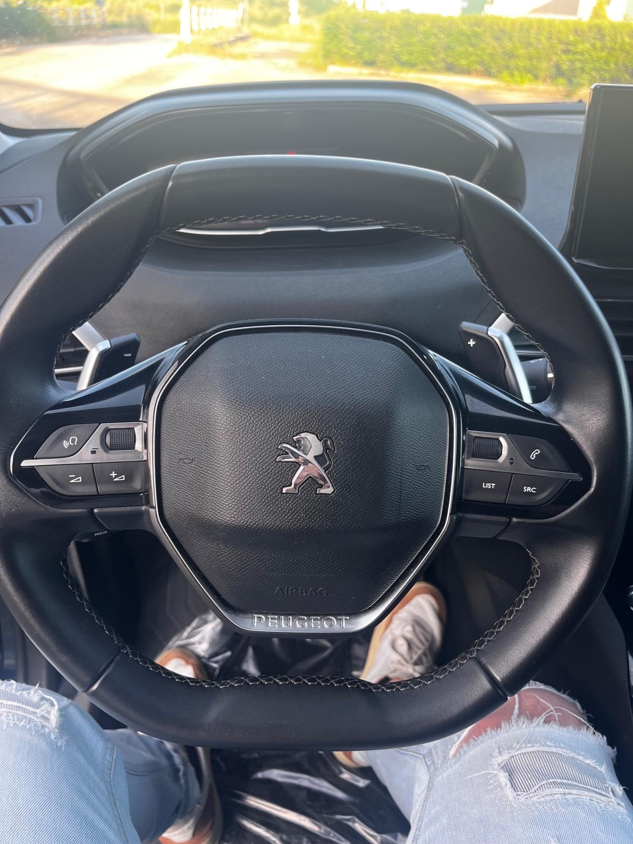 Peugeot 5008 BlueHDi 130 S&S EAT8 Allure
