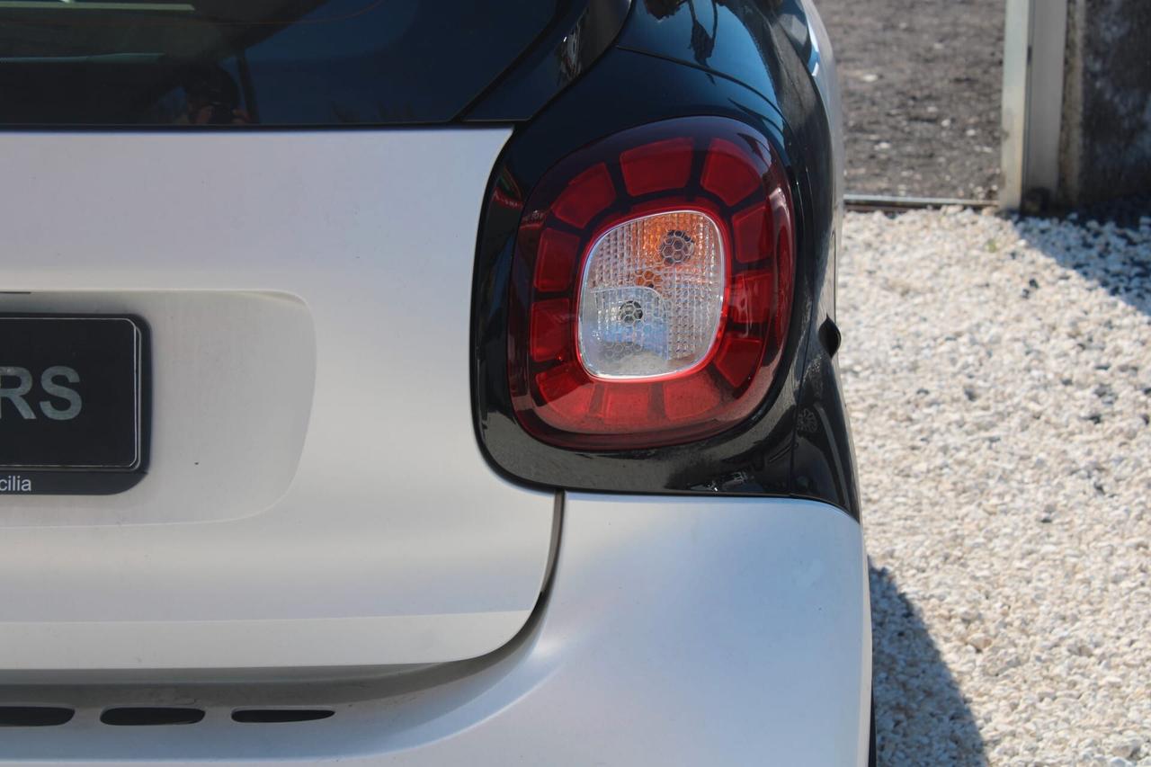 Smart ForTwo 70 1.0 twinamic BRABUS Style