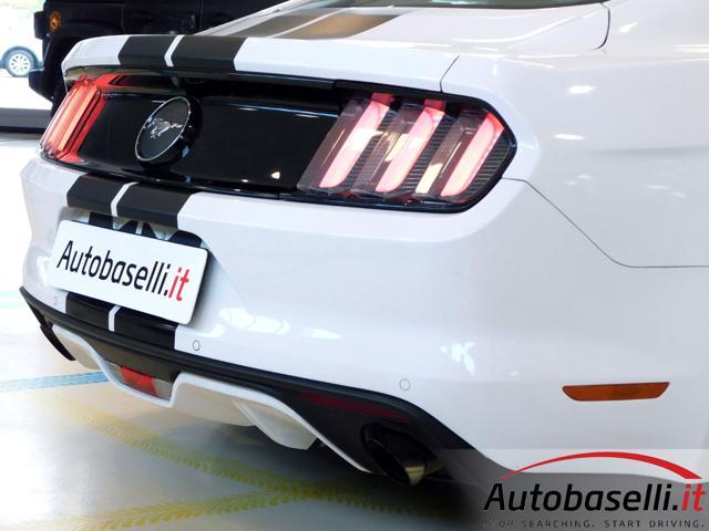 FORD Mustang COUPÉ FASTBACK 2.3 ECOBOOST 317CV