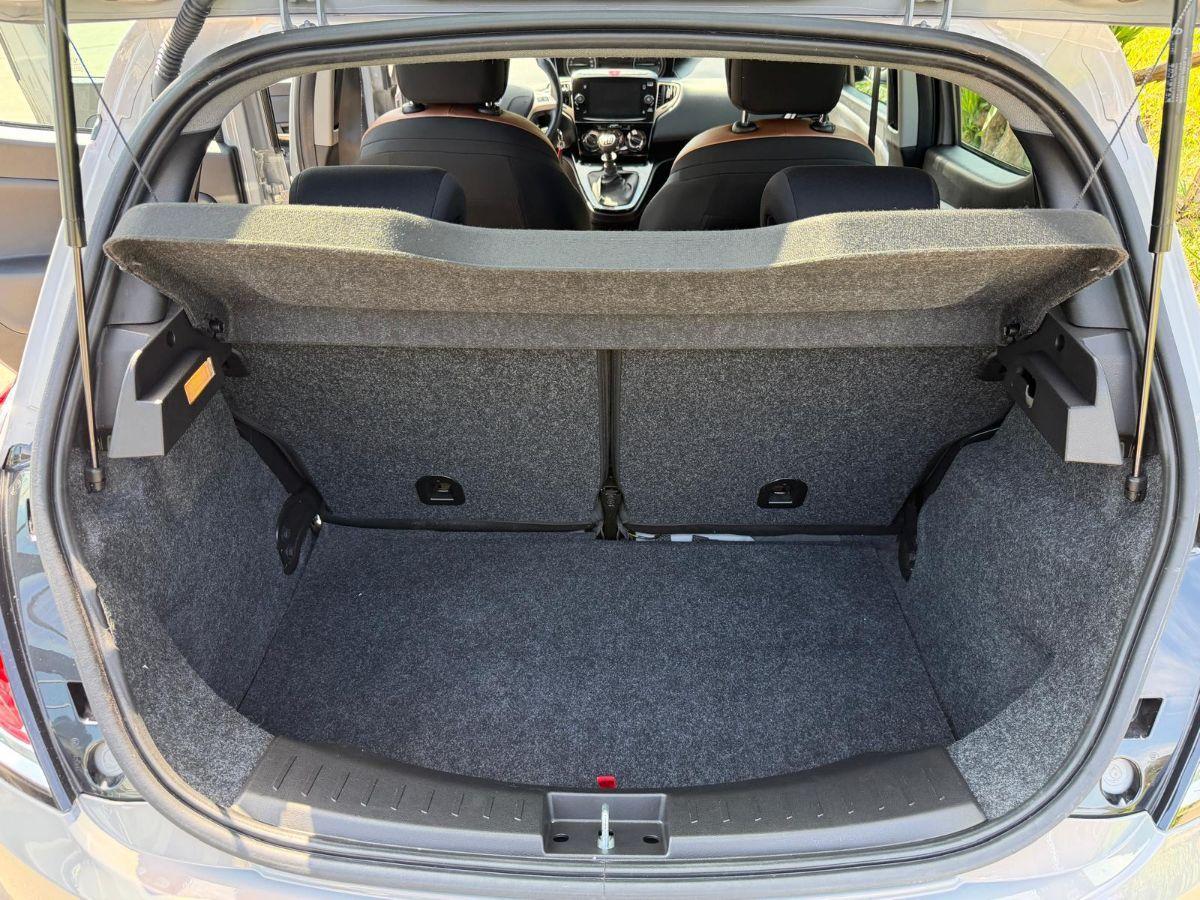 LANCIA - Ypsilon - 1.0 FireFly 5p.S&S Hyb. Eco A.F.