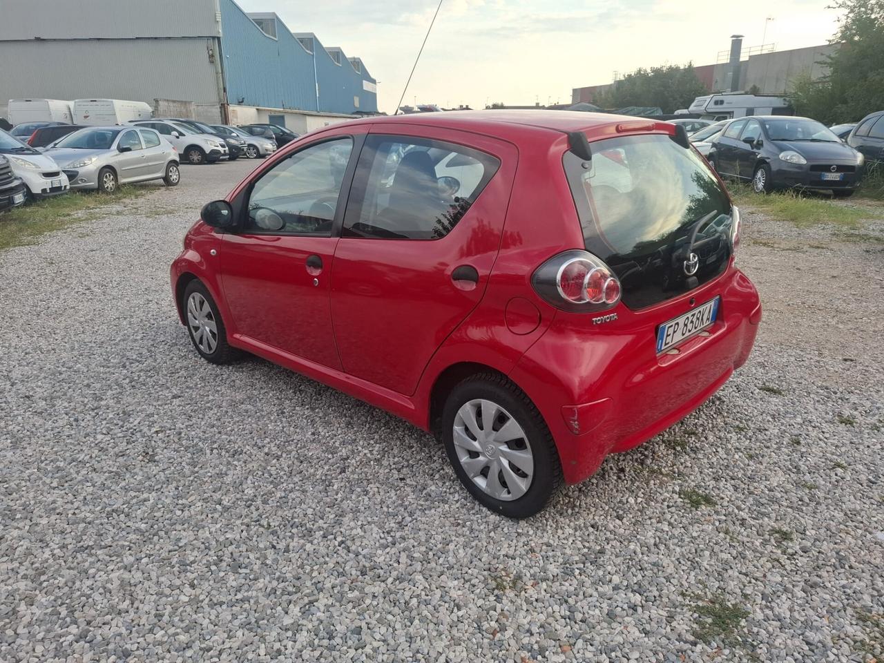 Toyota Aygo 1.0 12V VVT-i 5 porte Cool Soda Connect