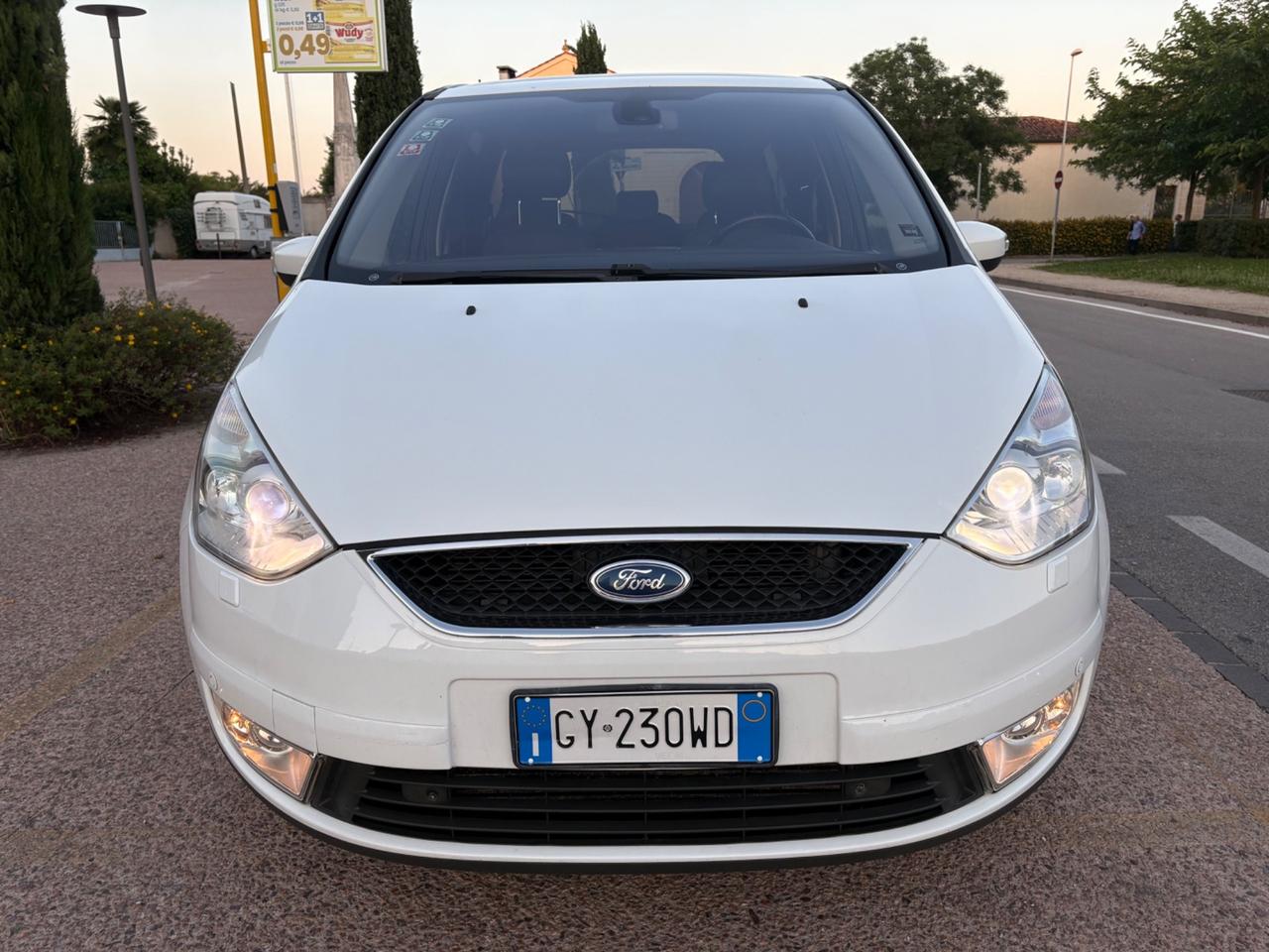 Ford Galaxy galaxi 2.0 tdci 7 posti tetto pelle pronta al uso