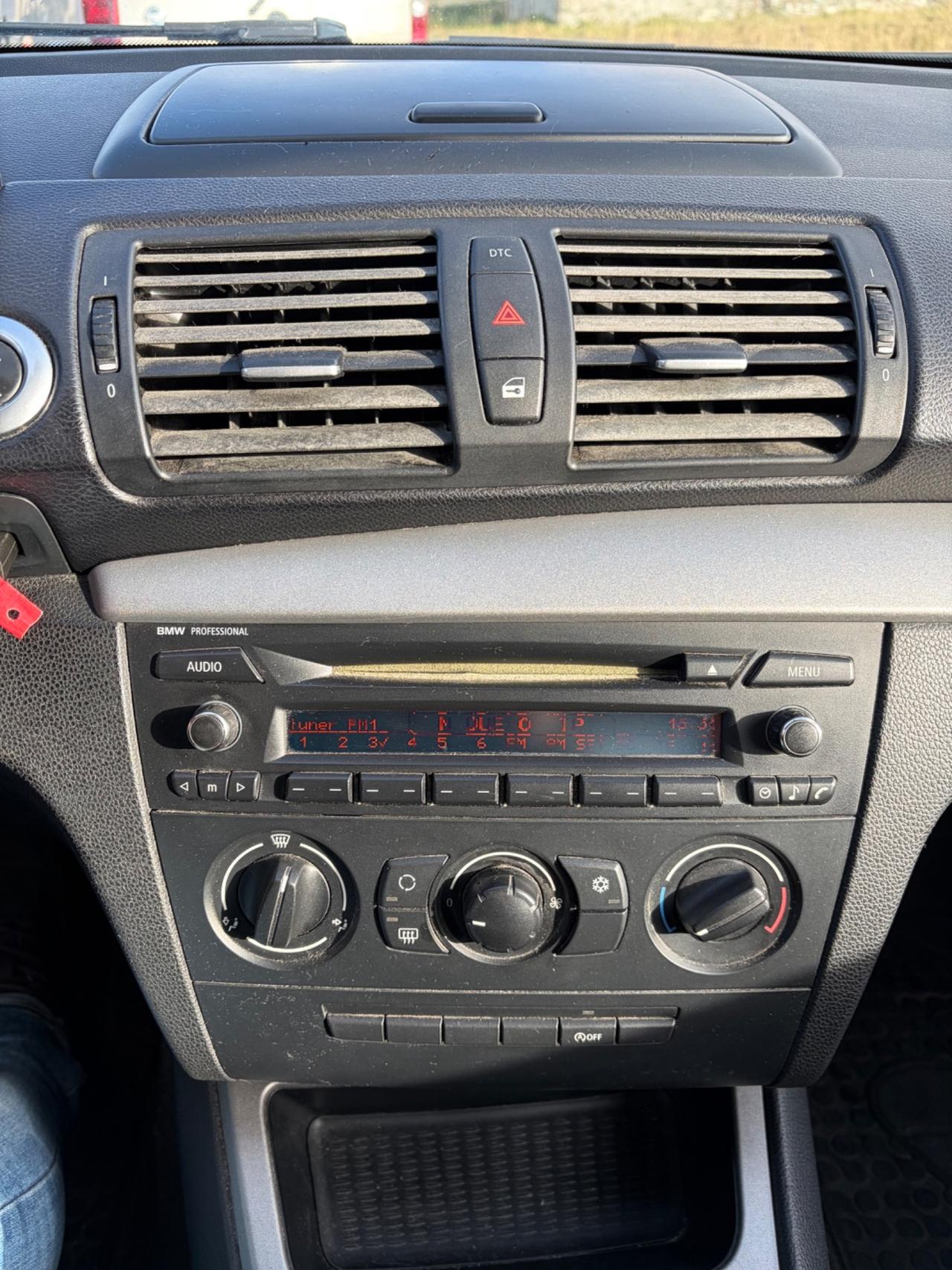 Bmw 116 116d 3p. Joy