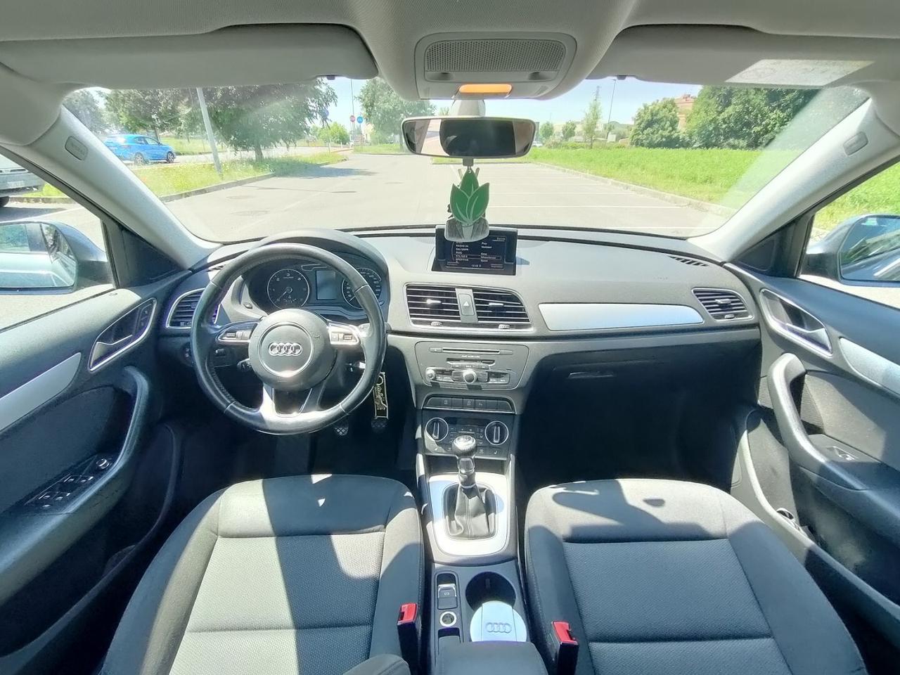 AUDI Q3 2.0 tdi Business 150cv