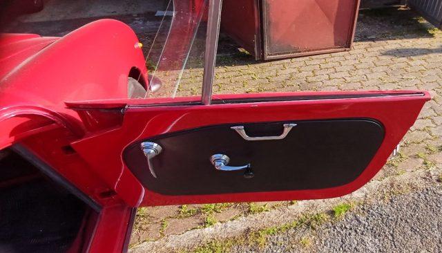 ALFA ROMEO Giulia SPIDER