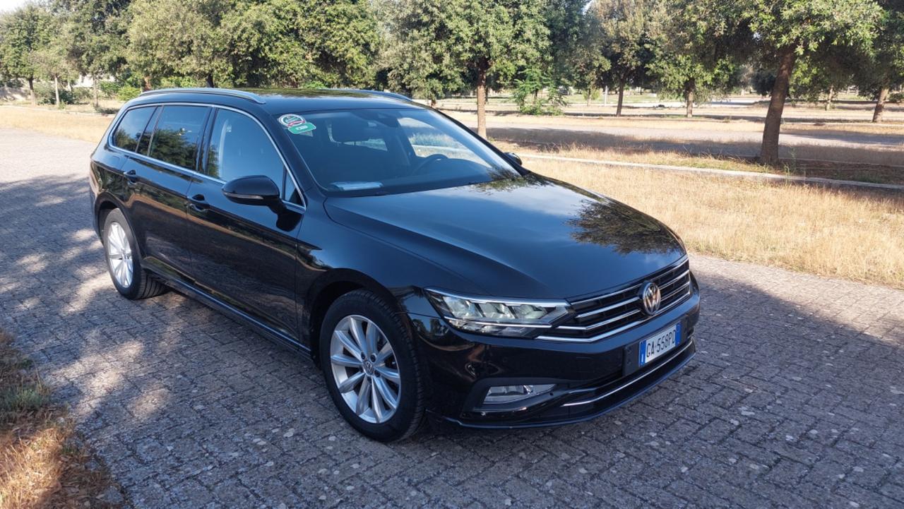 Volkswagen Passat 1.6 diesel 120cv DSG