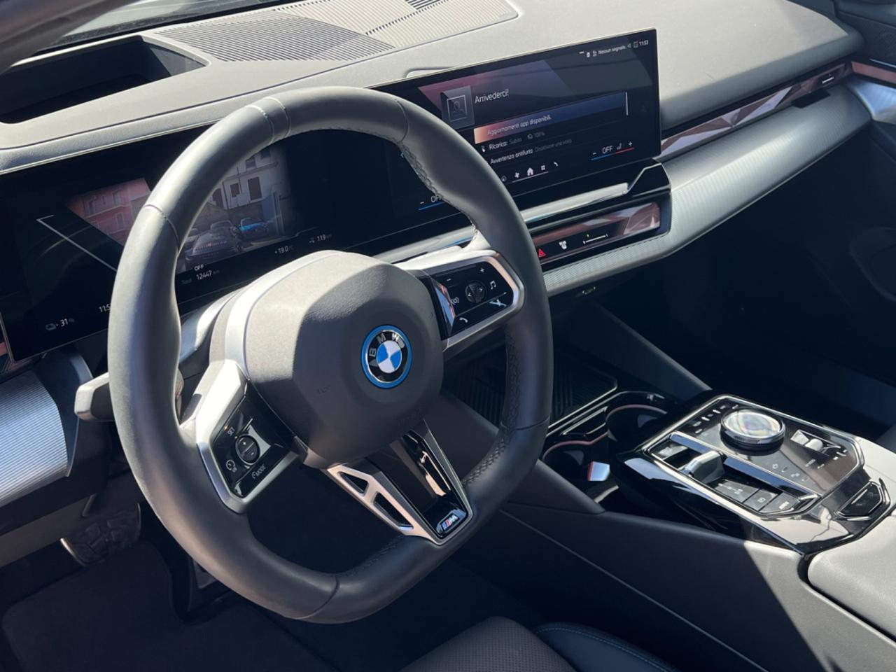 BMW i5 edrive40 Msport possibilità noleggio no scoring