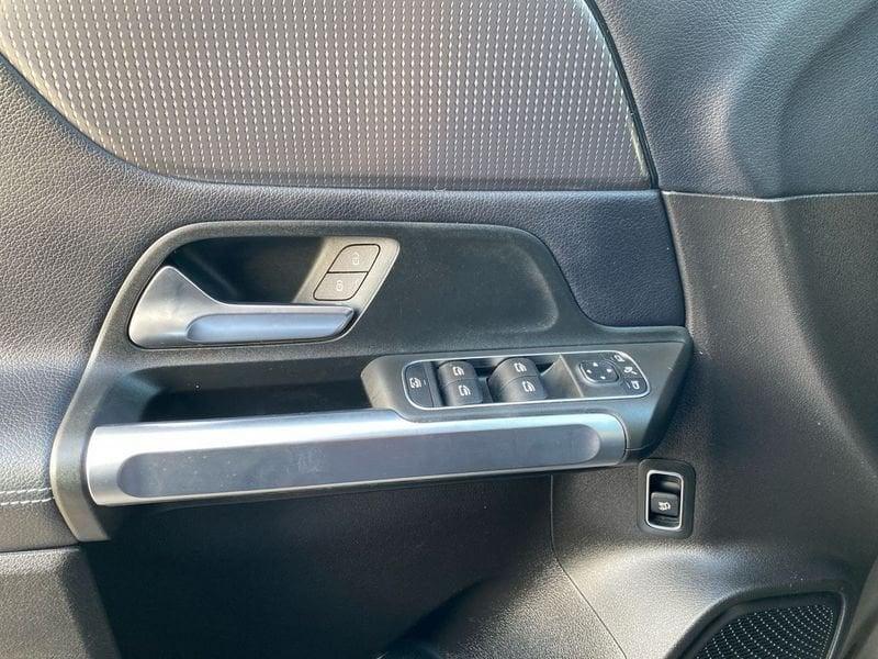 Mercedes-Benz Classe GLB GLB 200 Sport Plus auto