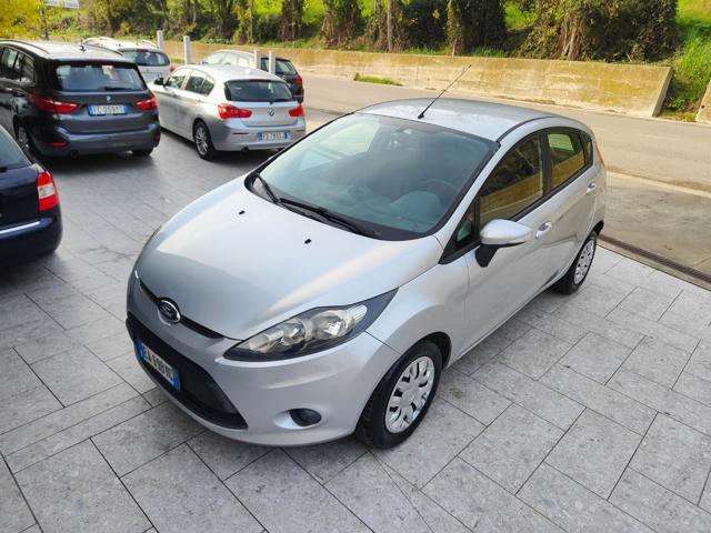 FORD Fiesta 1.4 16v Plus 5 P. G.P.L. 95cv