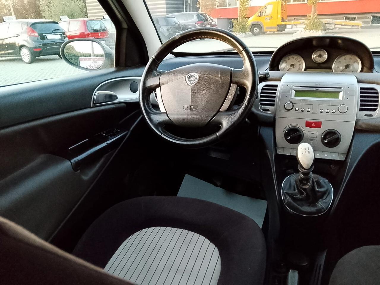 Lancia Ypsilon 1.2-GPL-NEOPAT-2008