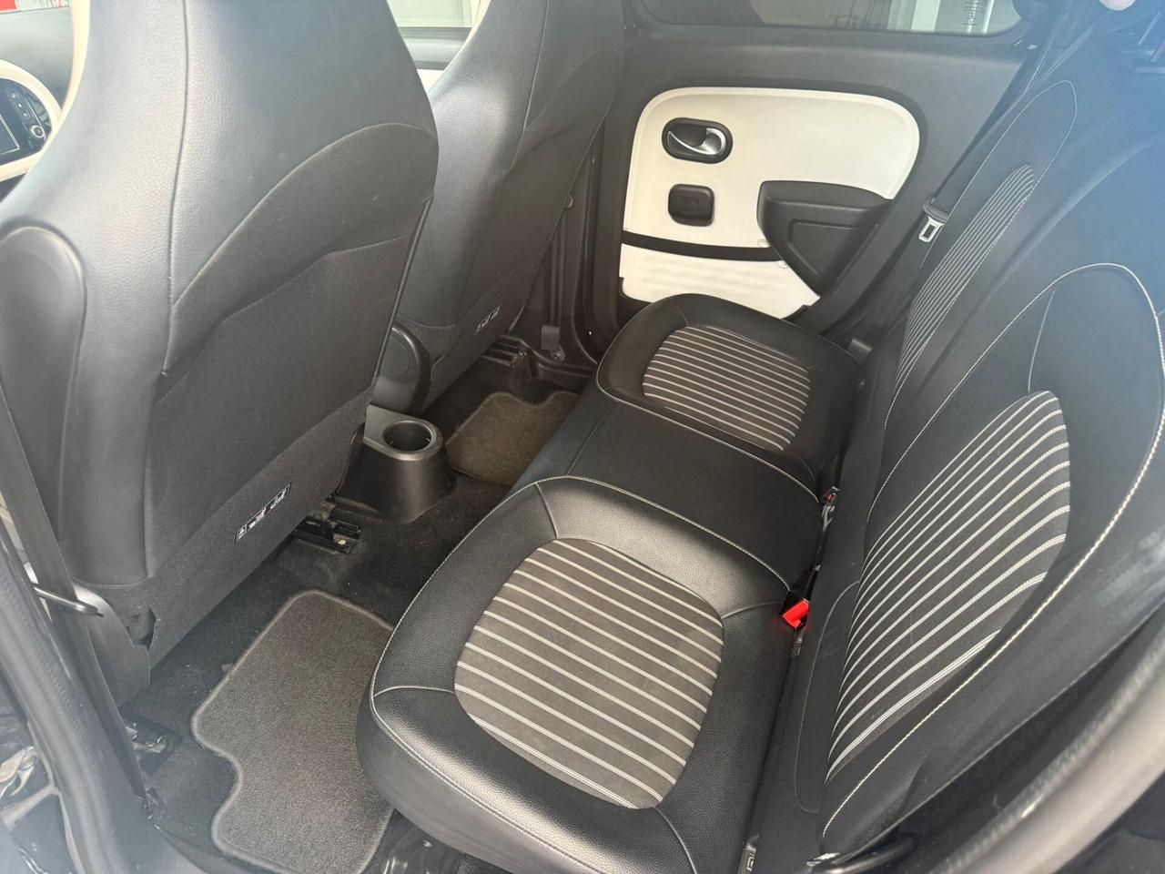 Renault Twingo TCe 95 CV EDC Intens