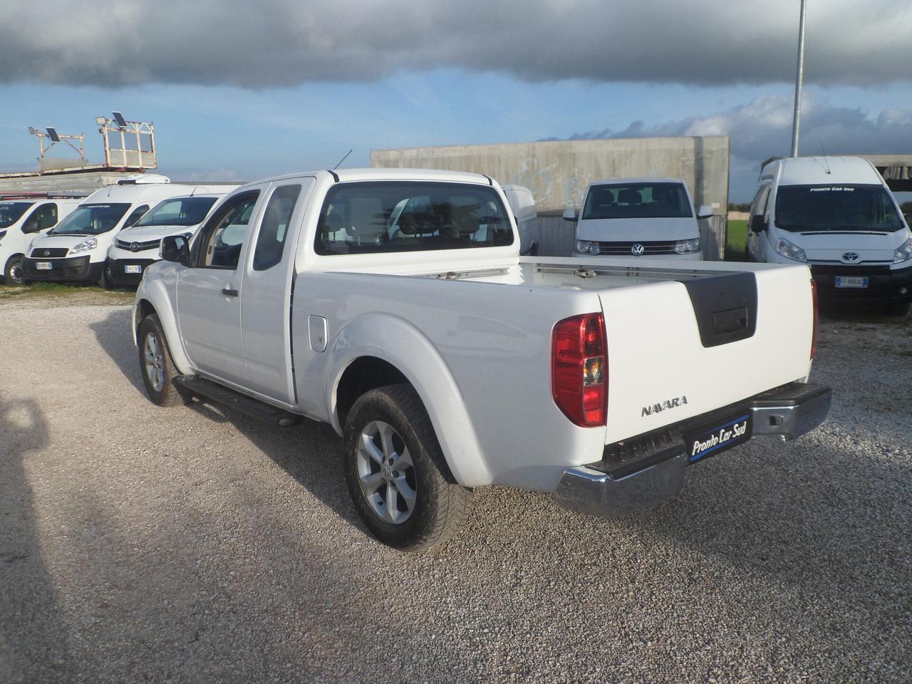 Nissan Navara pick-up king cab sport 4x4