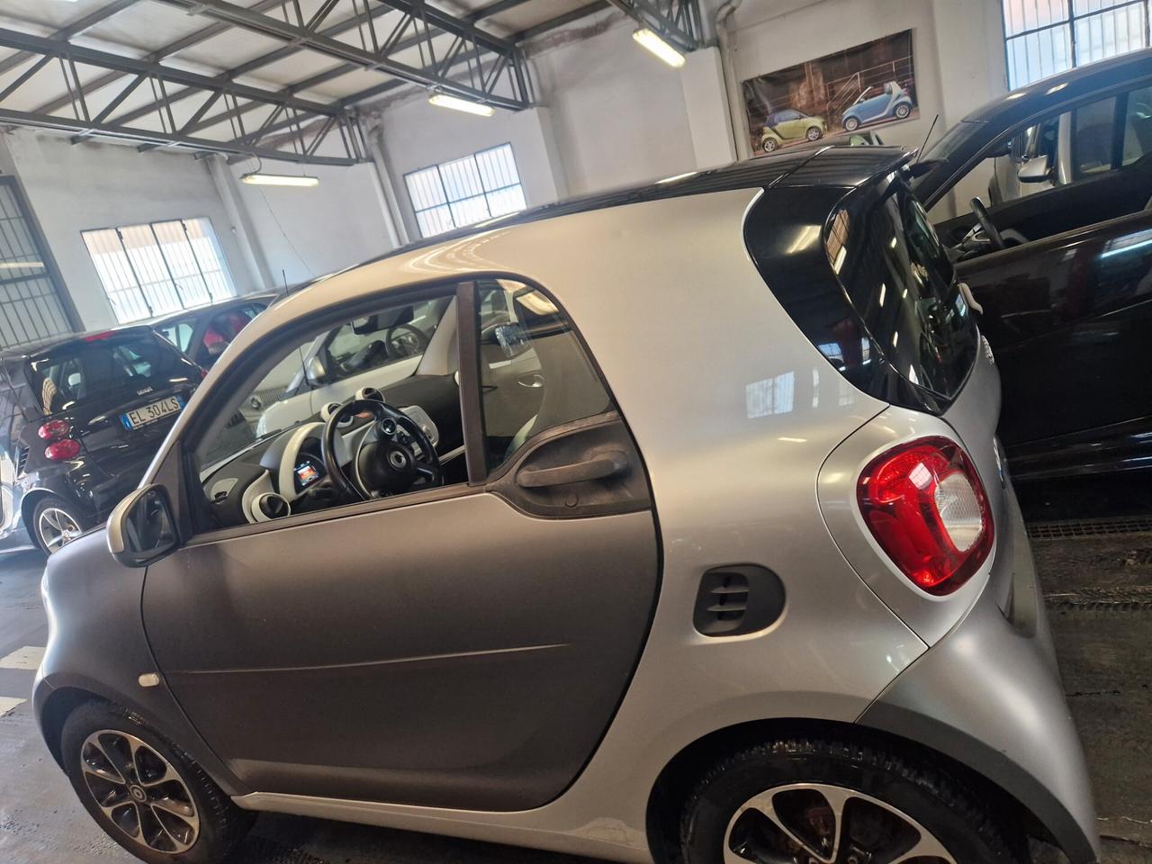 Passion matt grey automatica solo 67000km garanzia
