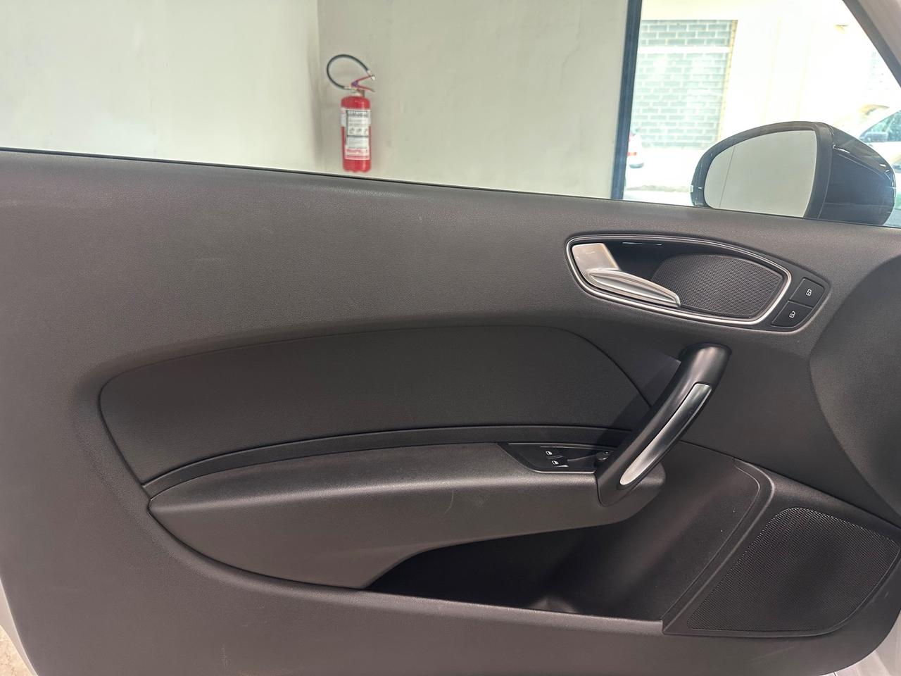 Audi A1 1.6 TDI S line edition
