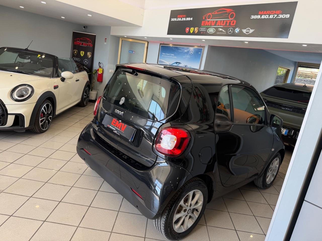Smart fortwo EQ Prime iva esposta