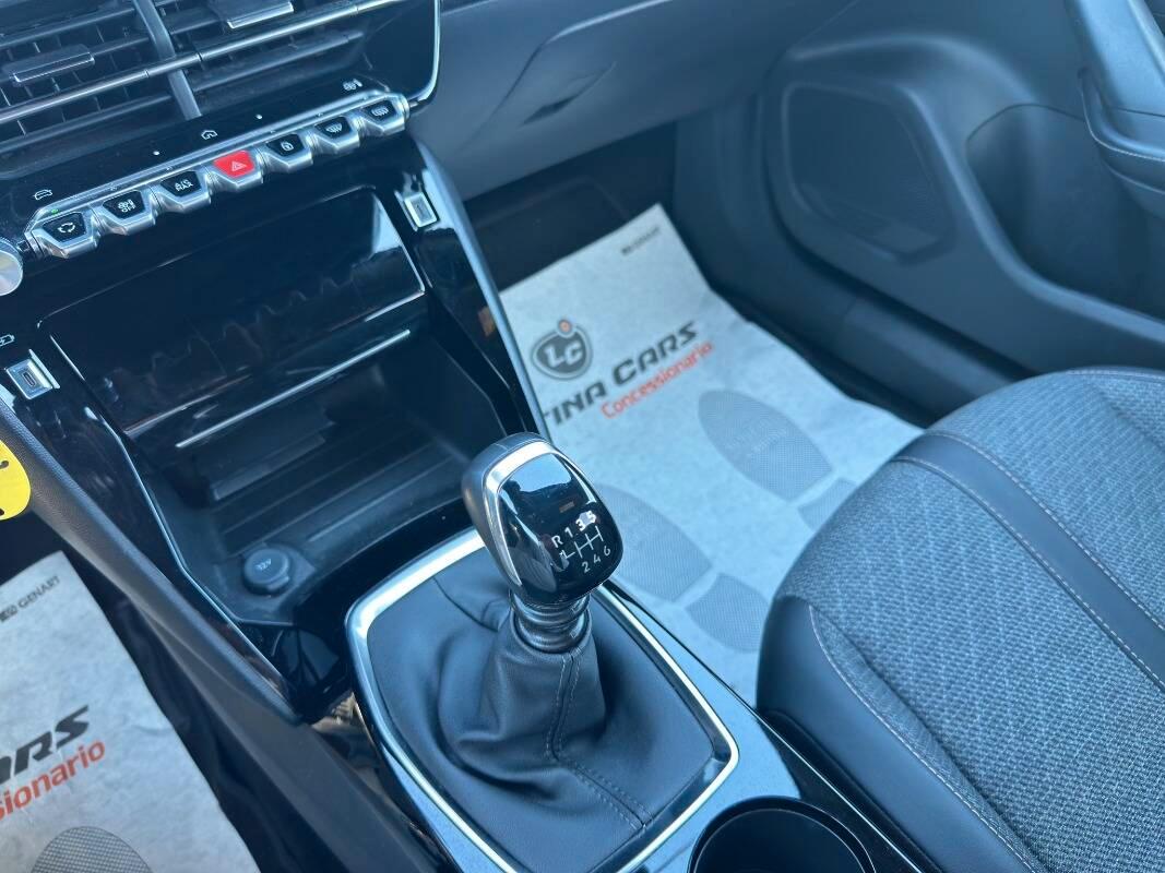 Peugeot 2008 1.2 puretech Allure s&s 100cv con CarPlay