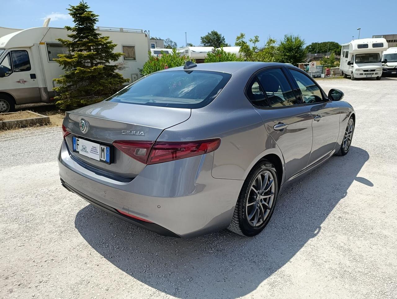 Alfa Romeo Giulia 2.2 t Giulia 150cv - GARANZIA 12 MESI -