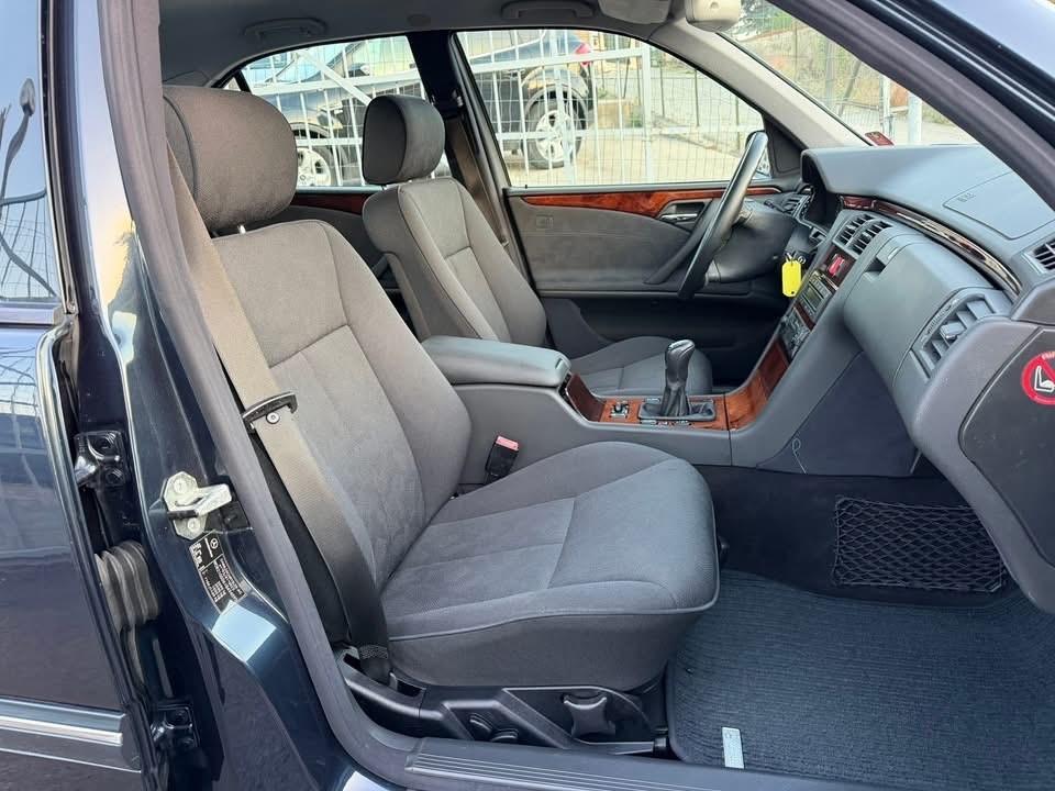 Mercedes-benz E 220 CDI cat Elegance