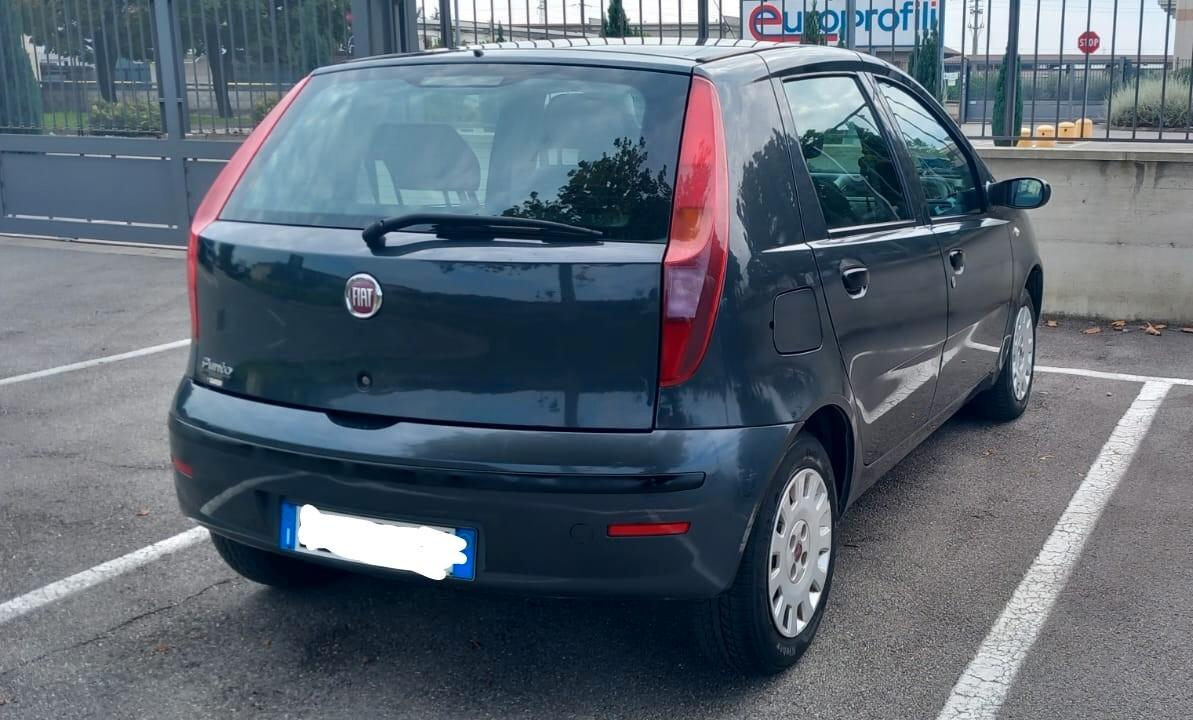Fiat Punto 1.2benzina2010 NEOP5Porte Trattabile