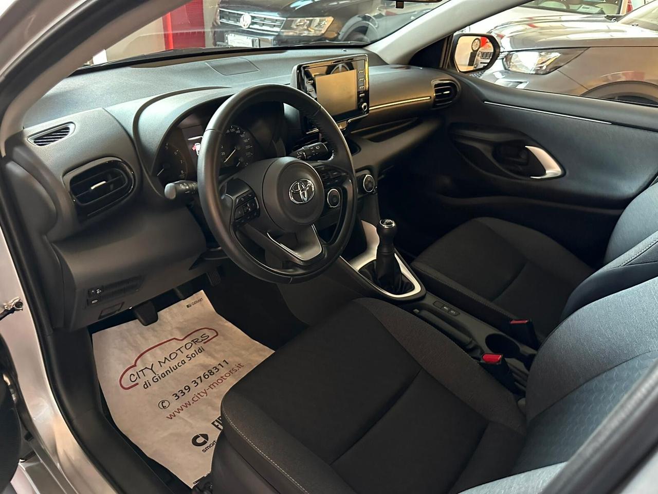 Toyota Yaris 1.0 5 porte Active