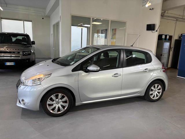PEUGEOT 208 1.4 VTi 95CV 5p. Allure