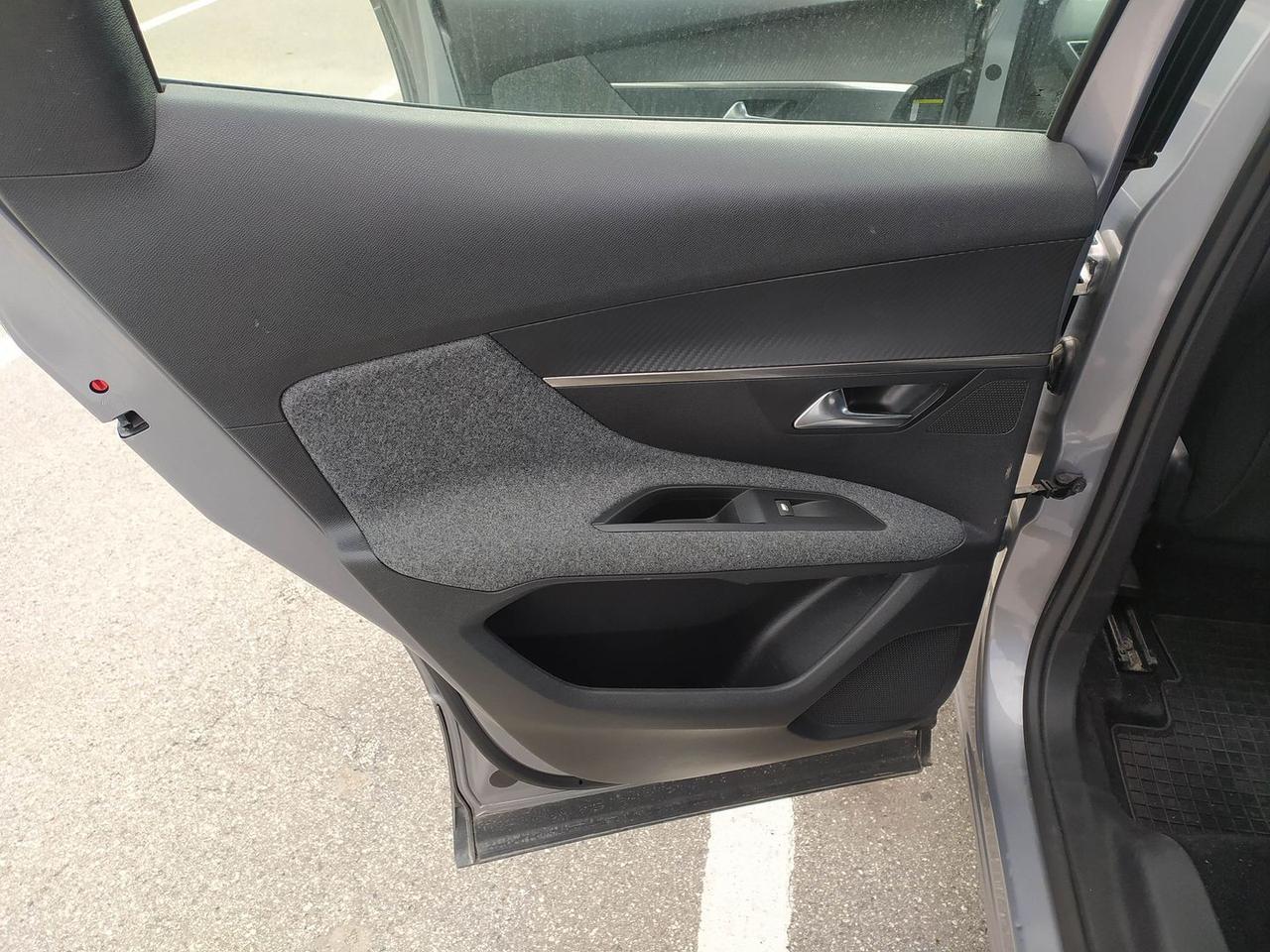 Peugeot 3008 Active 1.5 Blue HDI 130