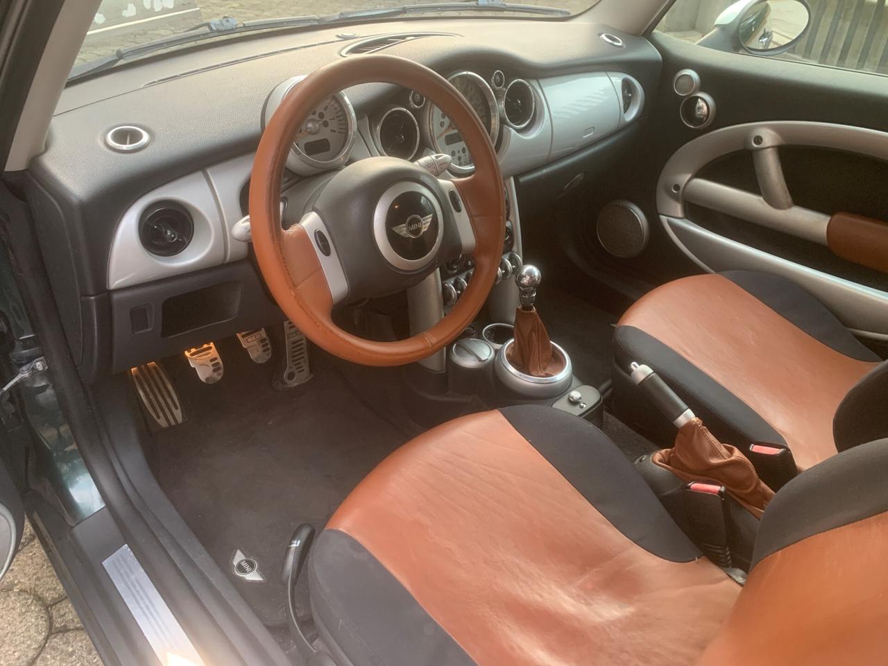 Mini 1.6 16V Cooper