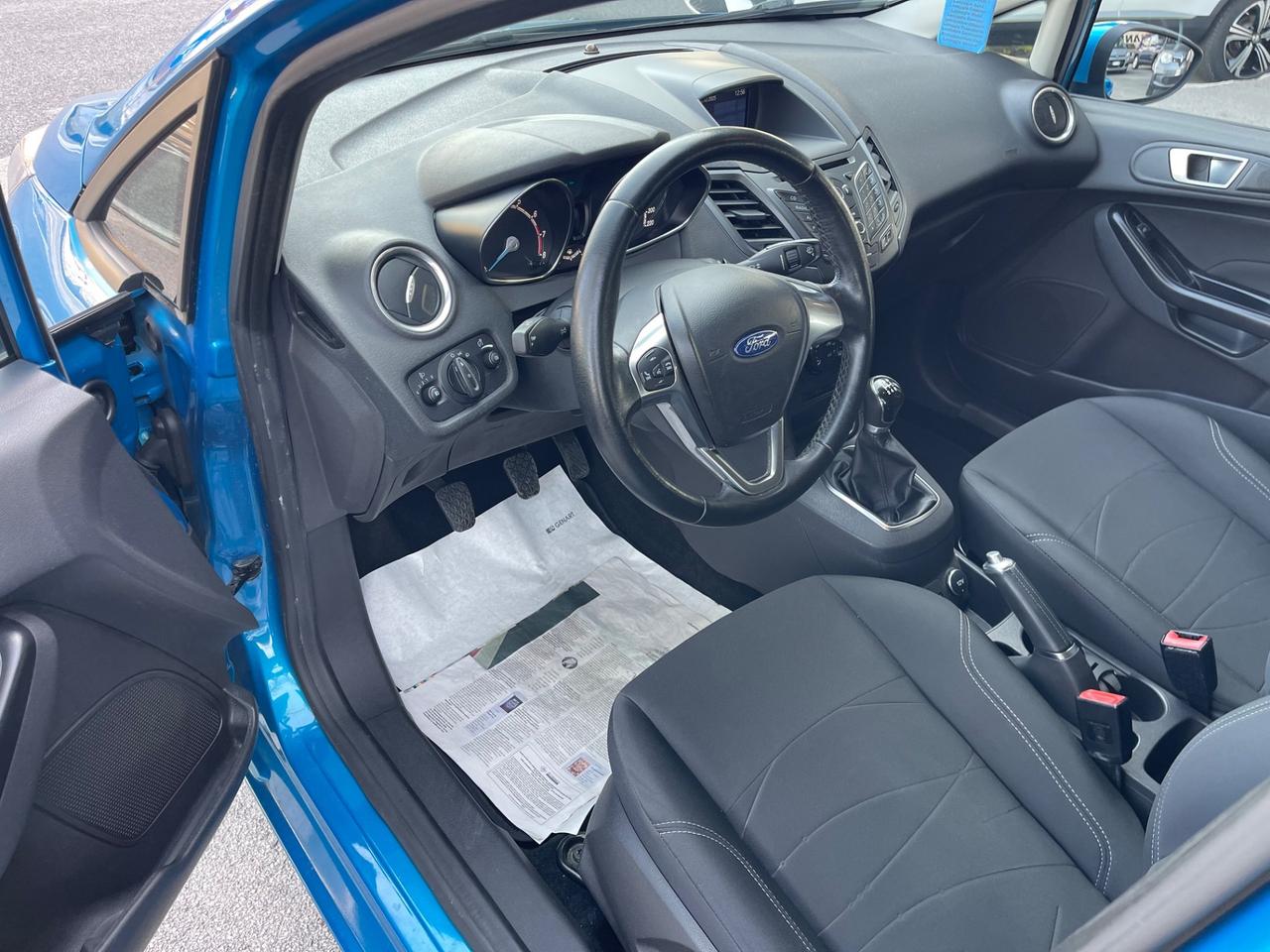 Ford Fiesta 1.0 80CV 5 porte titanium