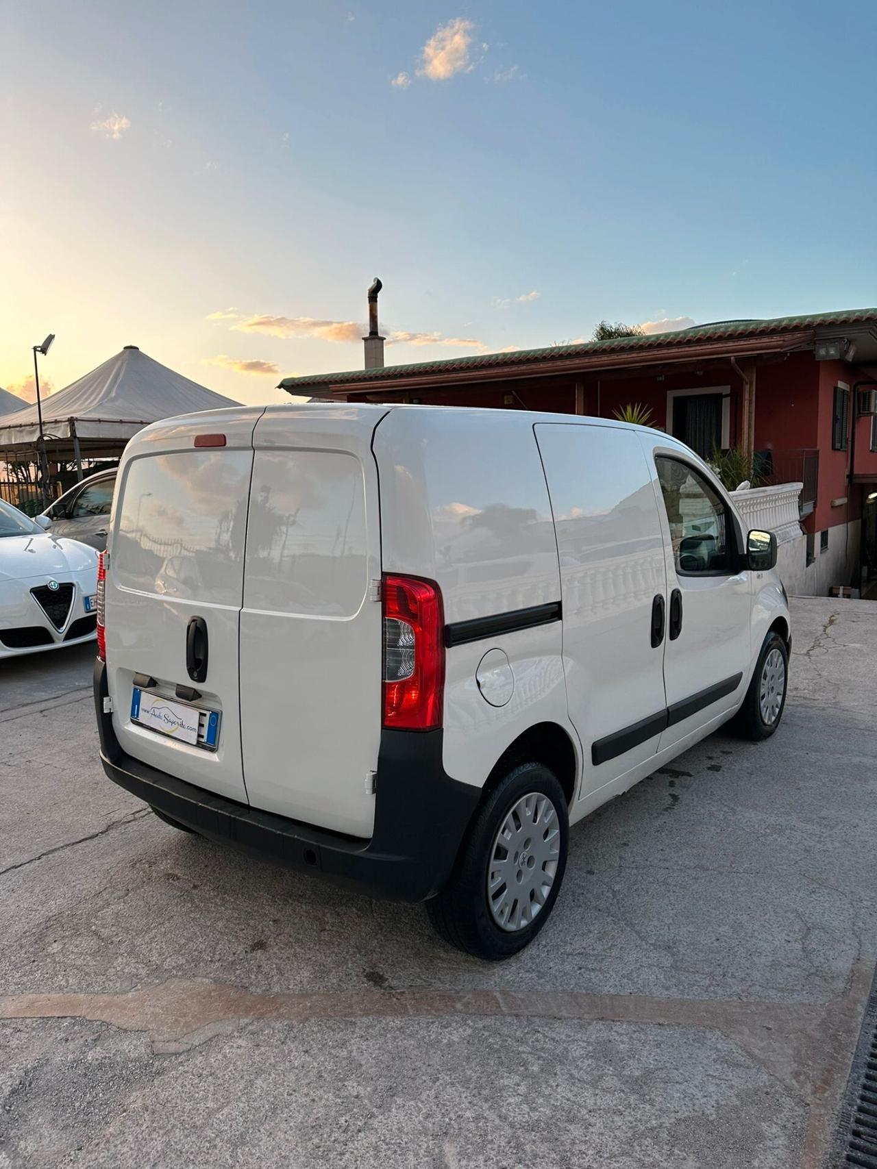 Peugeot Bipper cambio automatico/COIBENTATO 1.4 DIESEL