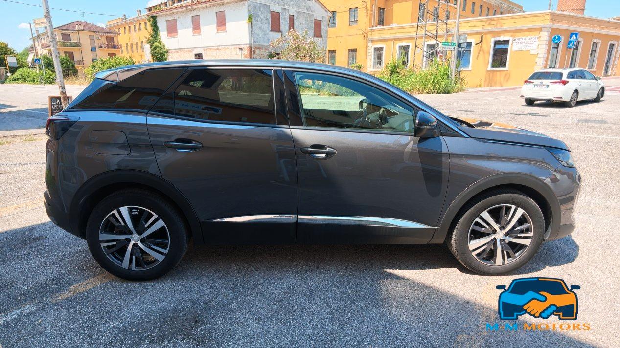 Peugeot 3008 30080 Allure Pack 130cv