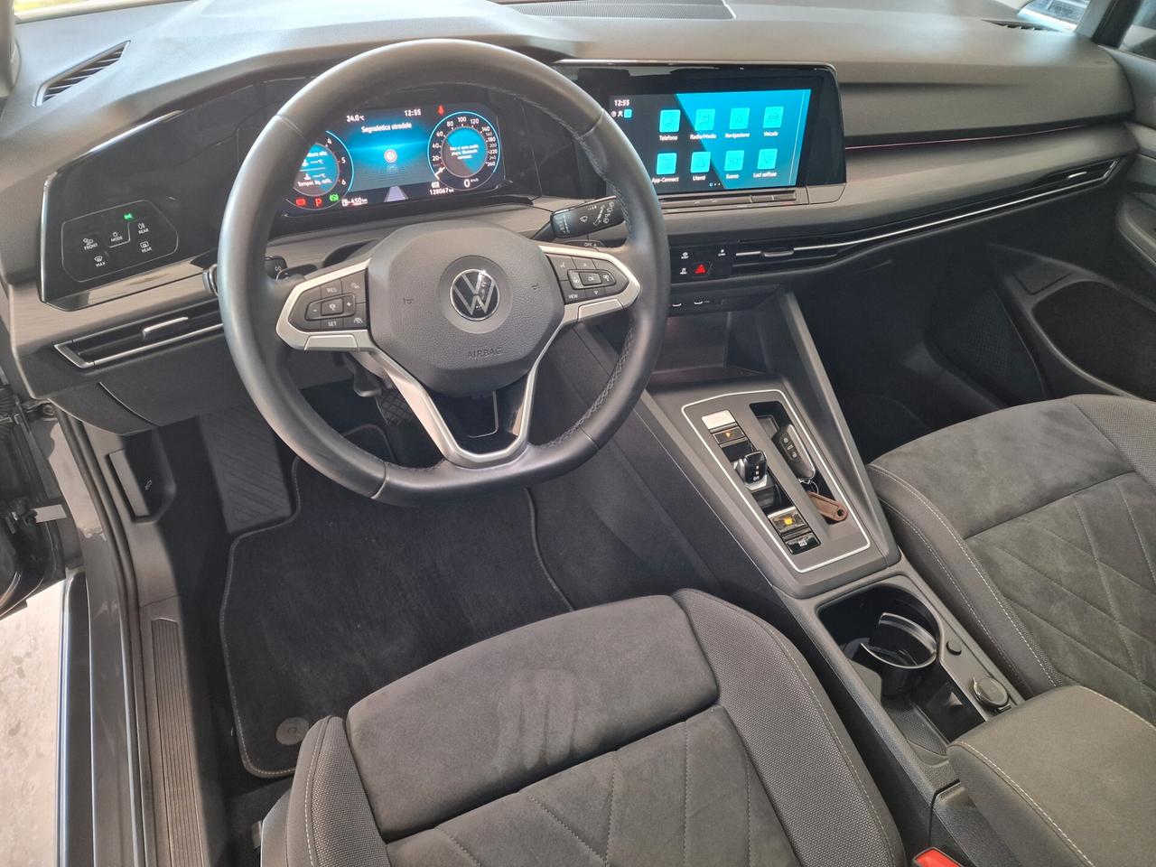 VW Golf 2.0 TDI DSG Style