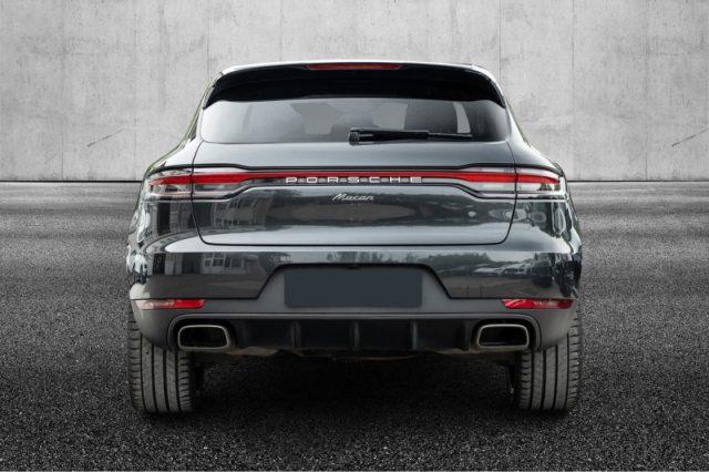 PORSCHE Macan 2.0