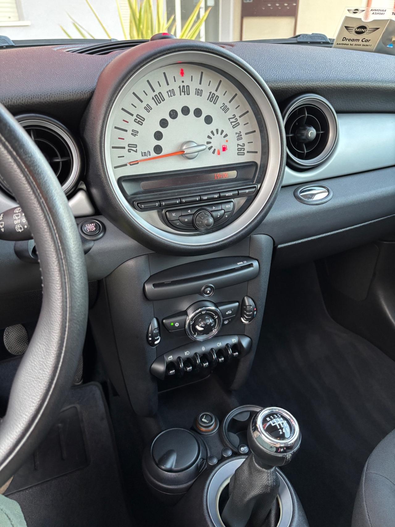Mini 1.6 16V One (55kW)