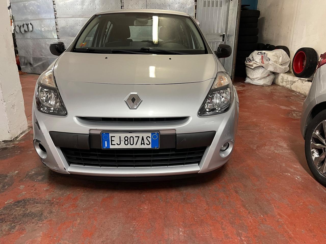 Renault Clio 1.2 16V 5 porte Dynamique