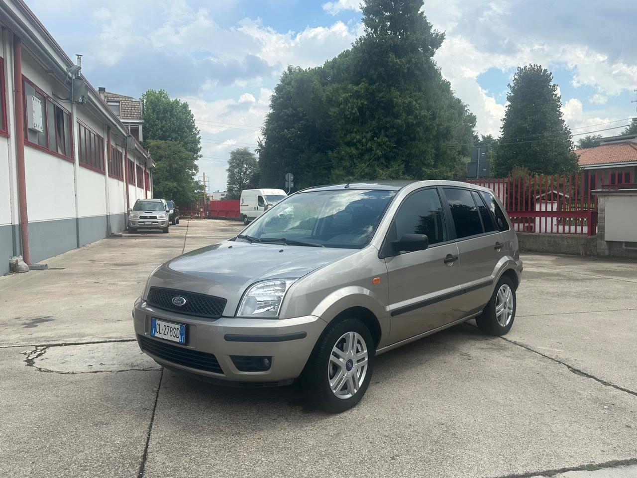 Ford Fusion 1.4 16V 5p.