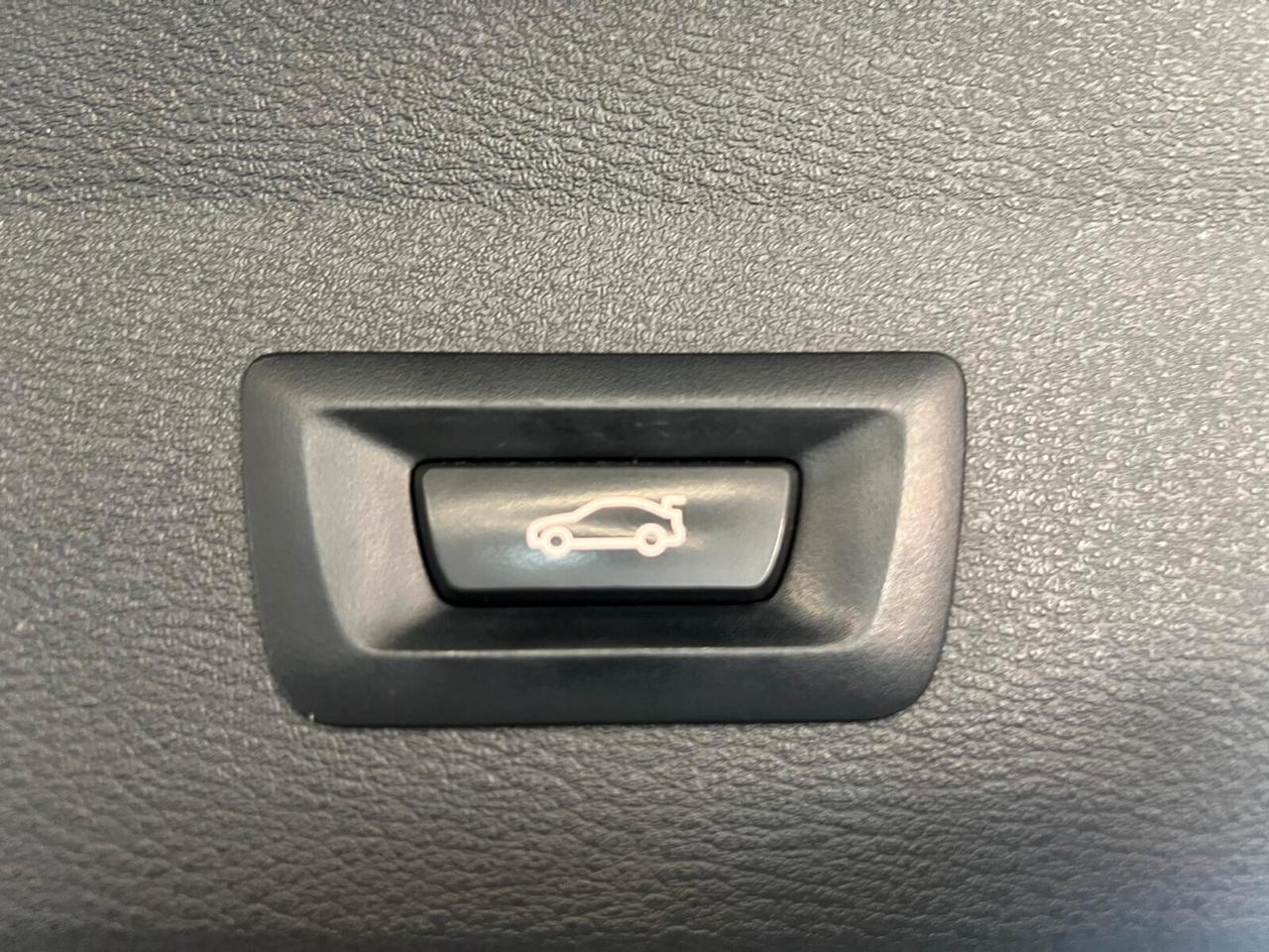 Bmw X1 16d AUTOMAT*NO VINCOLI FINANZIAM*UNIPRO AZIENDALE KM CERTIFICATI