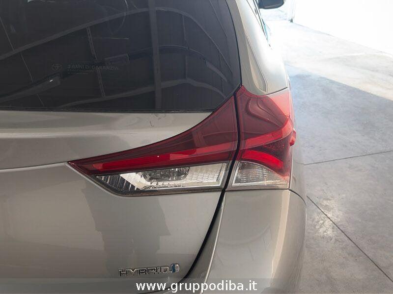 Toyota Auris II 2015 Benzina 1.8h Lounge cvt