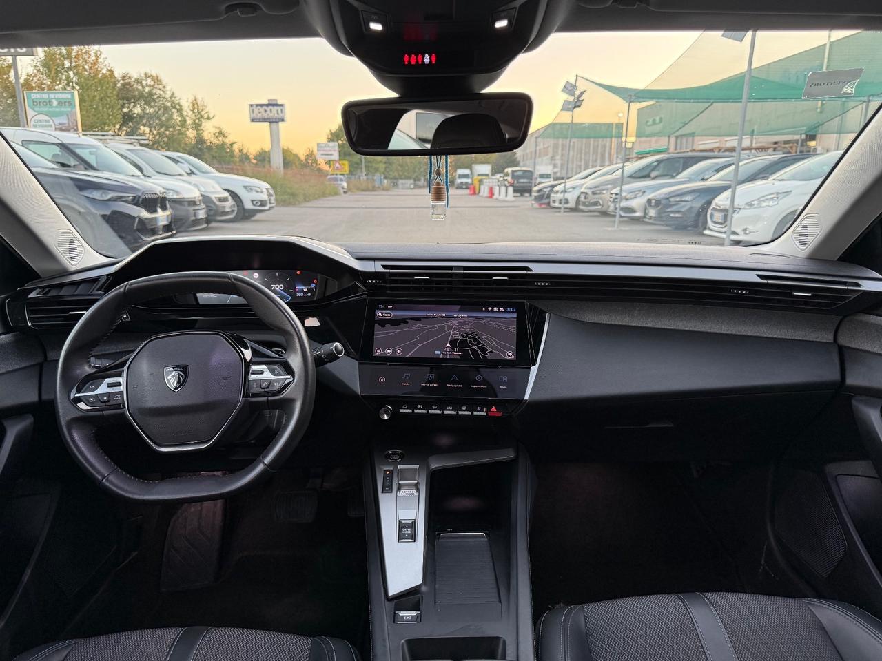 Peugeot 308 Berlina 1.5 130 S&S EAT8 Allure Pack
