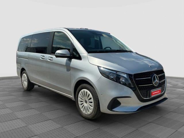 MERCEDES-BENZ CLA sse V V 250 d Automatic Style Long