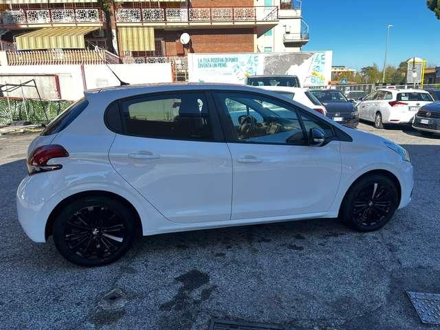 Peugeot 208 208 I 5p 1.2 puretech Active 82cv