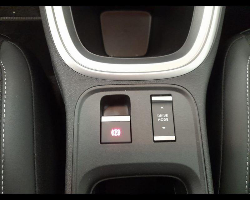 Jeep Avenger E-Hybrid Altitude 1.2 110cv Dct Mhev