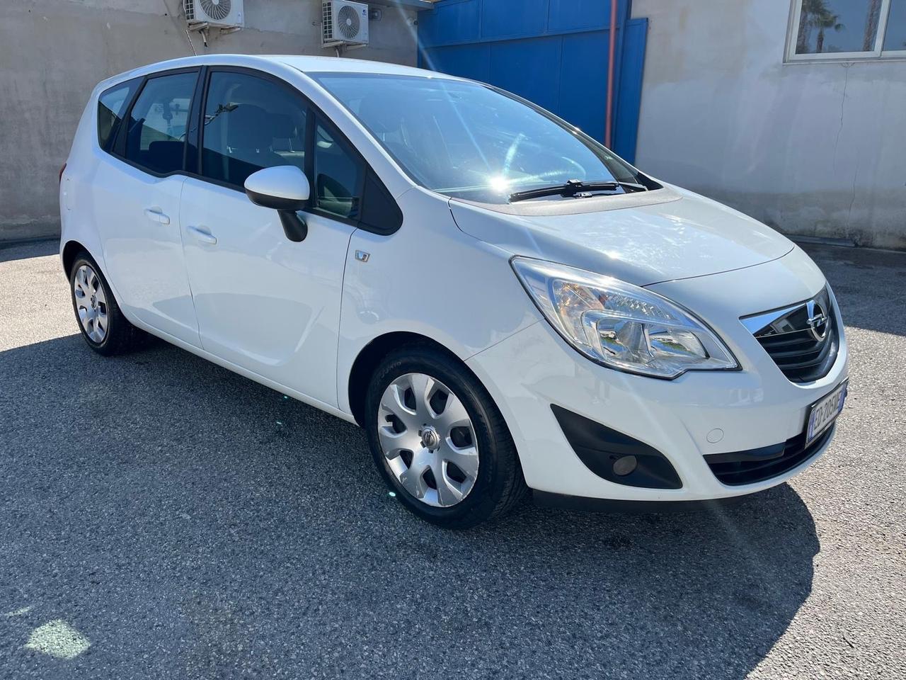 Opel meriva-1.4 benz/100 cv-Full-2011