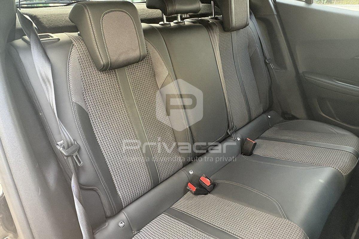 PEUGEOT 2008 PureTech 130 S&S EAT8 GT Line