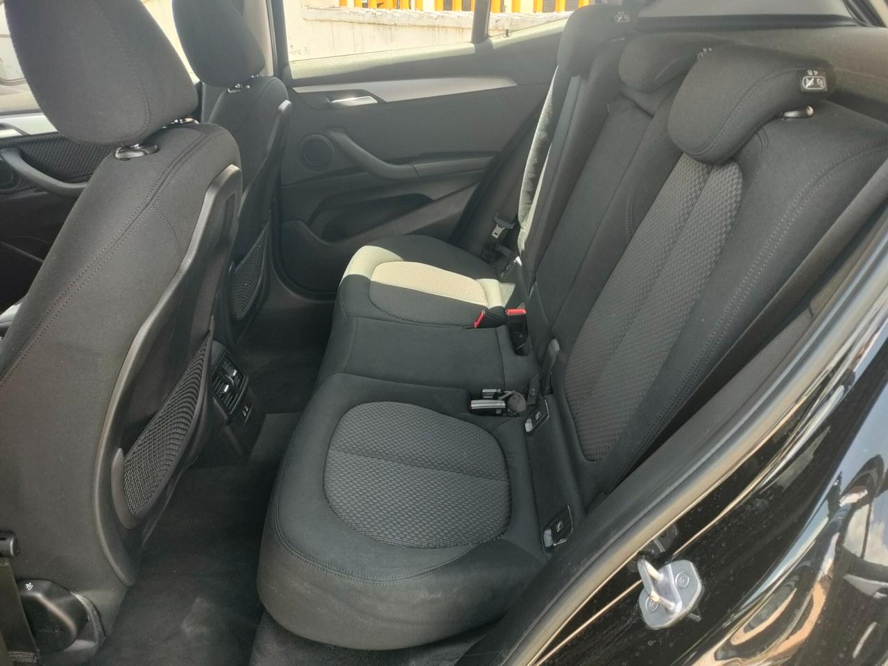 Bmw X2 sDrive18d Advantage Auto