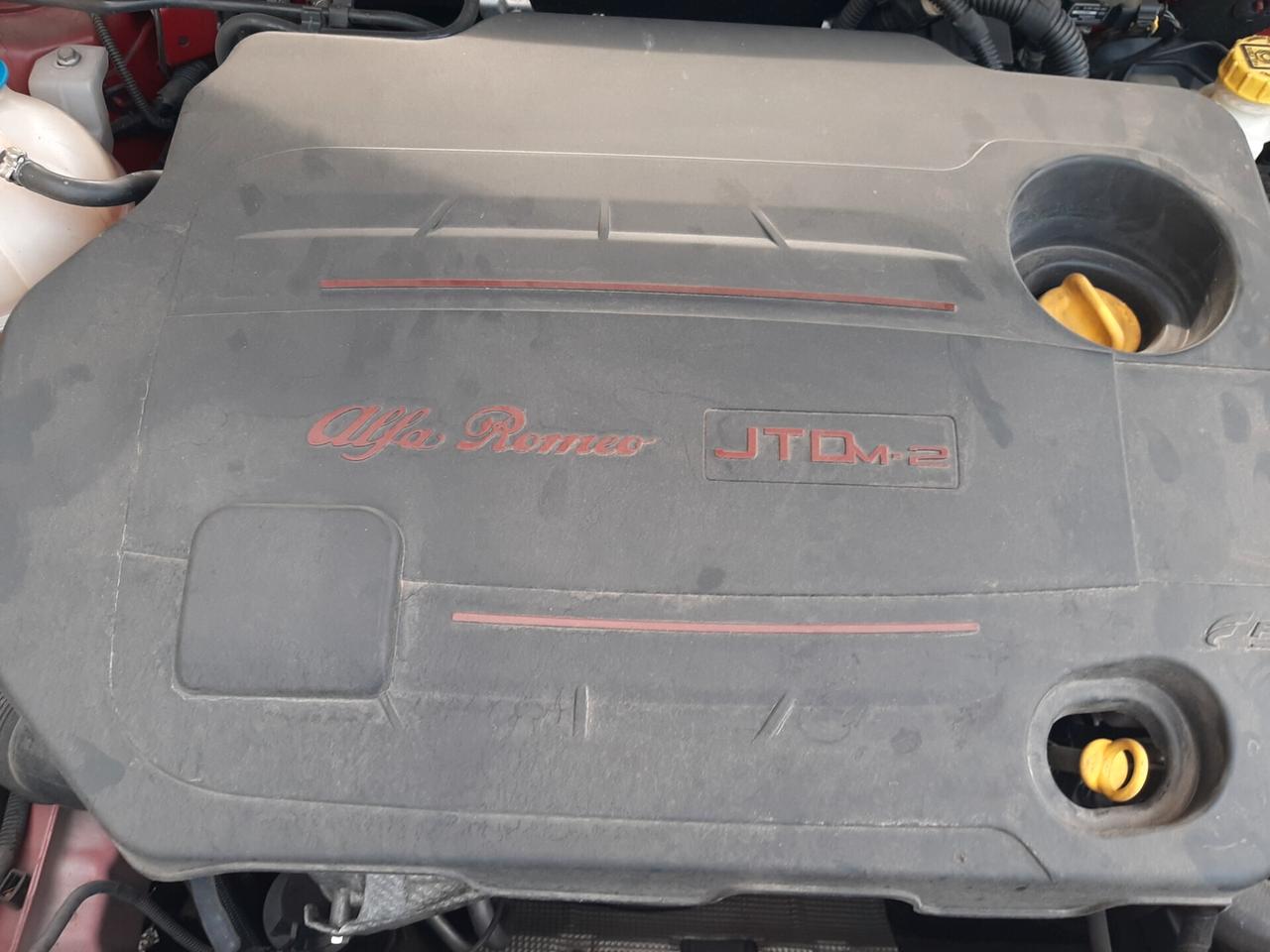 Alfa Romeo Giulietta 1.6 JTDm-2 - Turbodiesel 105 CV Business 5 Porte 5 Posti