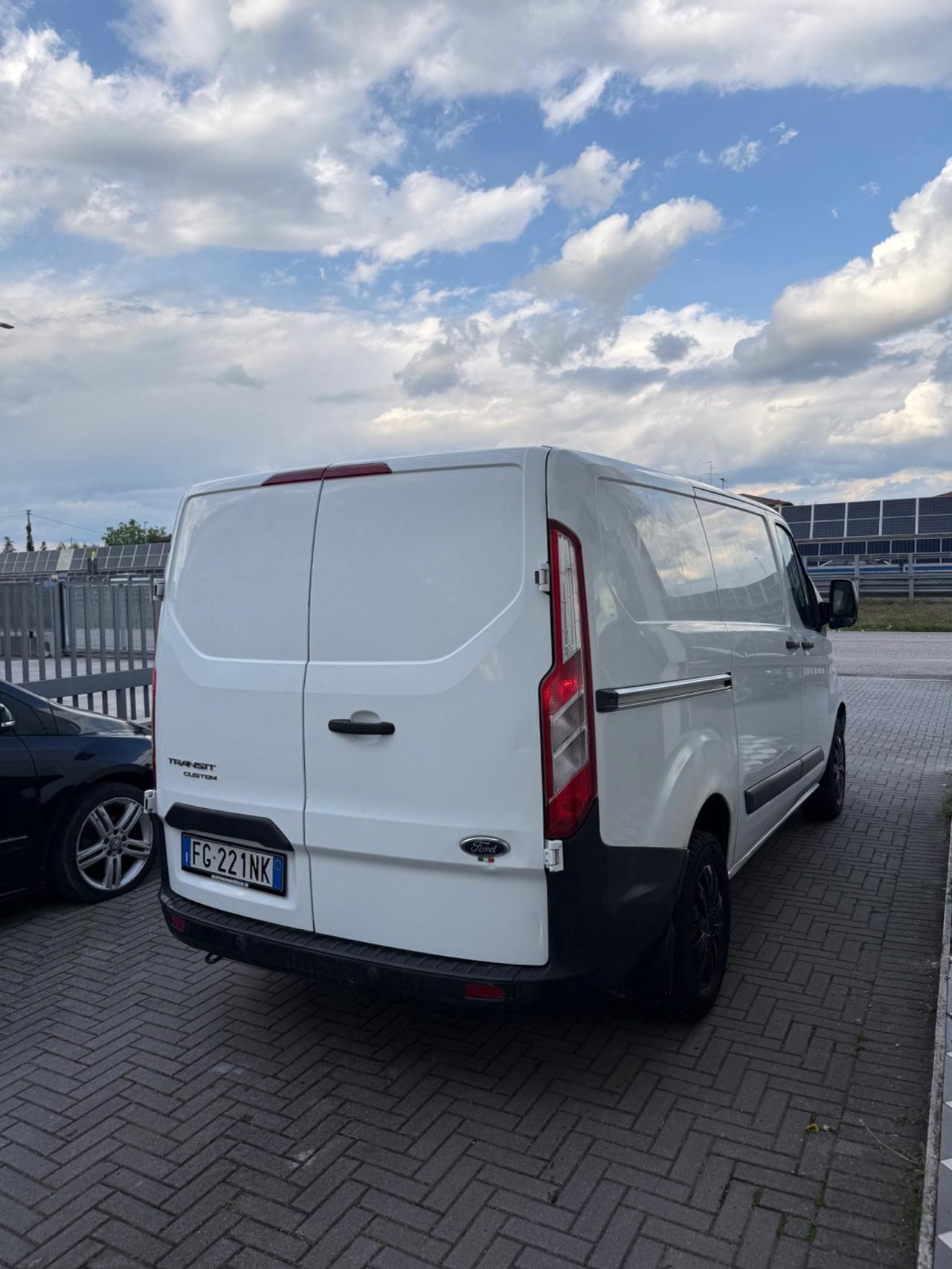 Ford Transit Custom 270 2.0 TDCi 130 PC Furgone Titanium