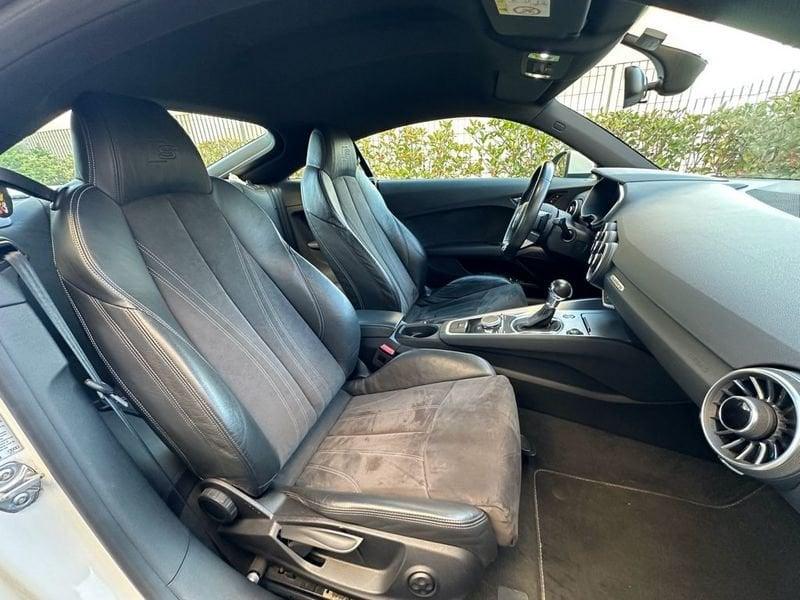 Audi TT Coupé 2.0 TDI quattro S tronic S line